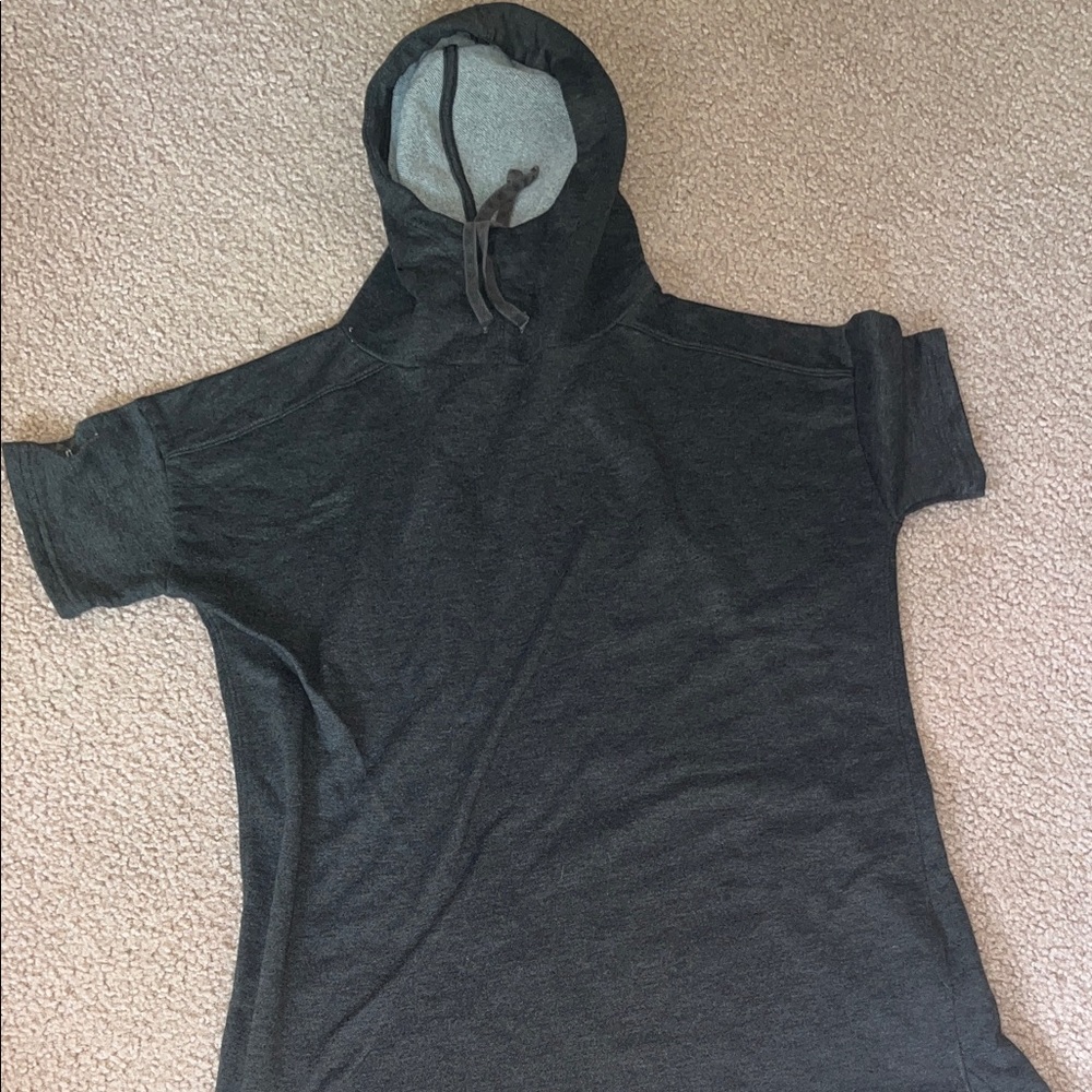 Men’s under armor short sleeve hoodie
